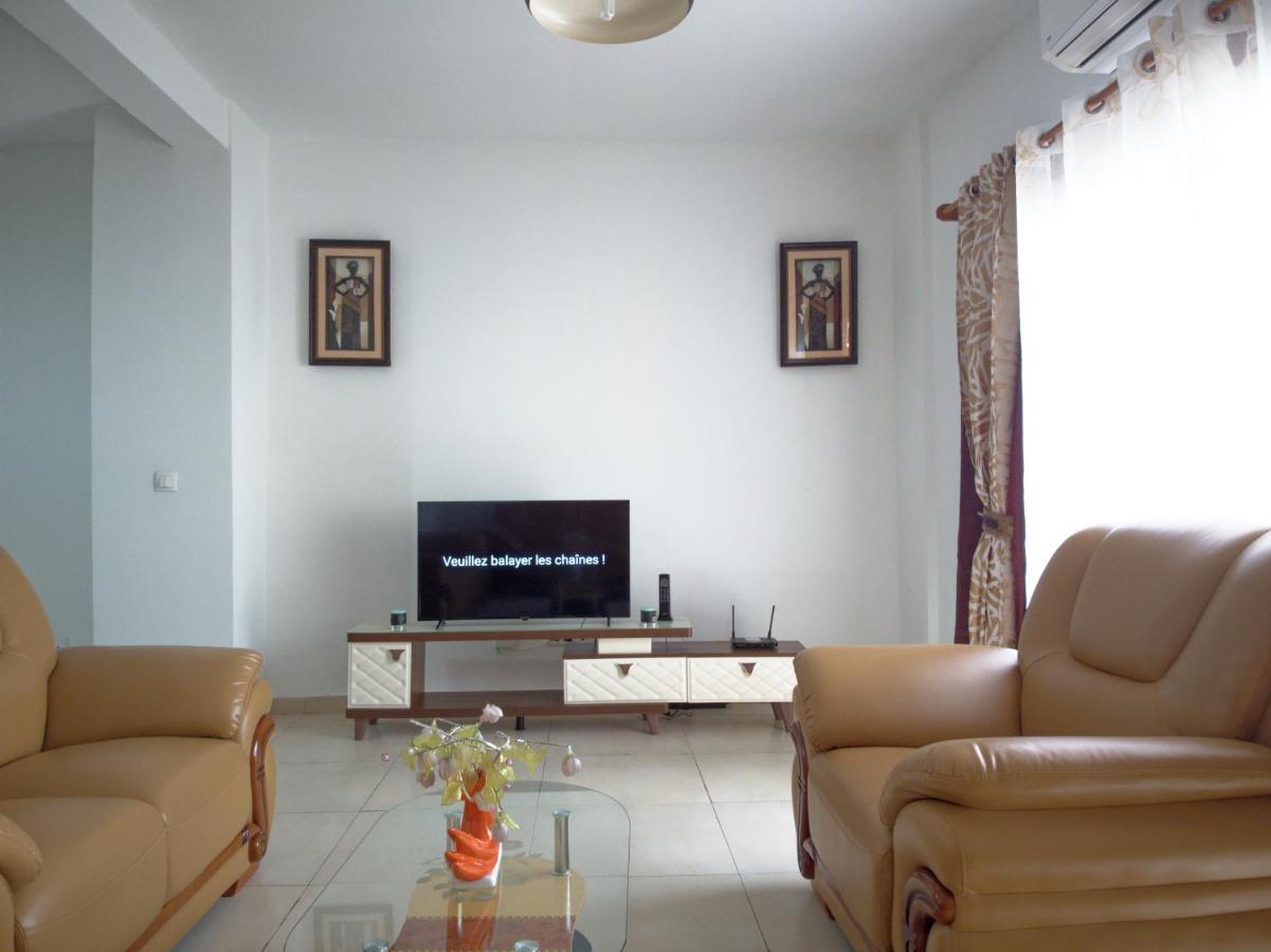 Nomsa Zen Appartement Abaga Extérieur photo
